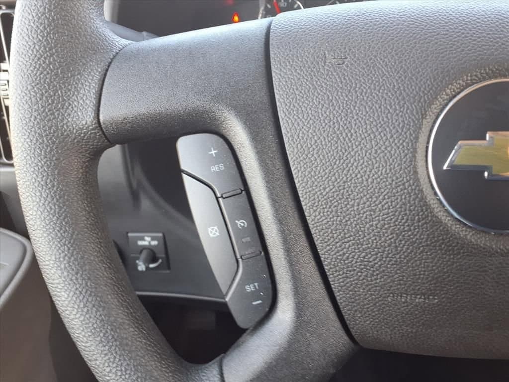 2025 Chevrolet Express Cutaway 3500 - Image 18