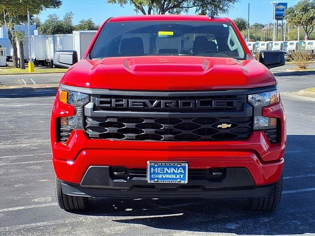 2026 Chevrolet Silverado 1500 - Image 2
