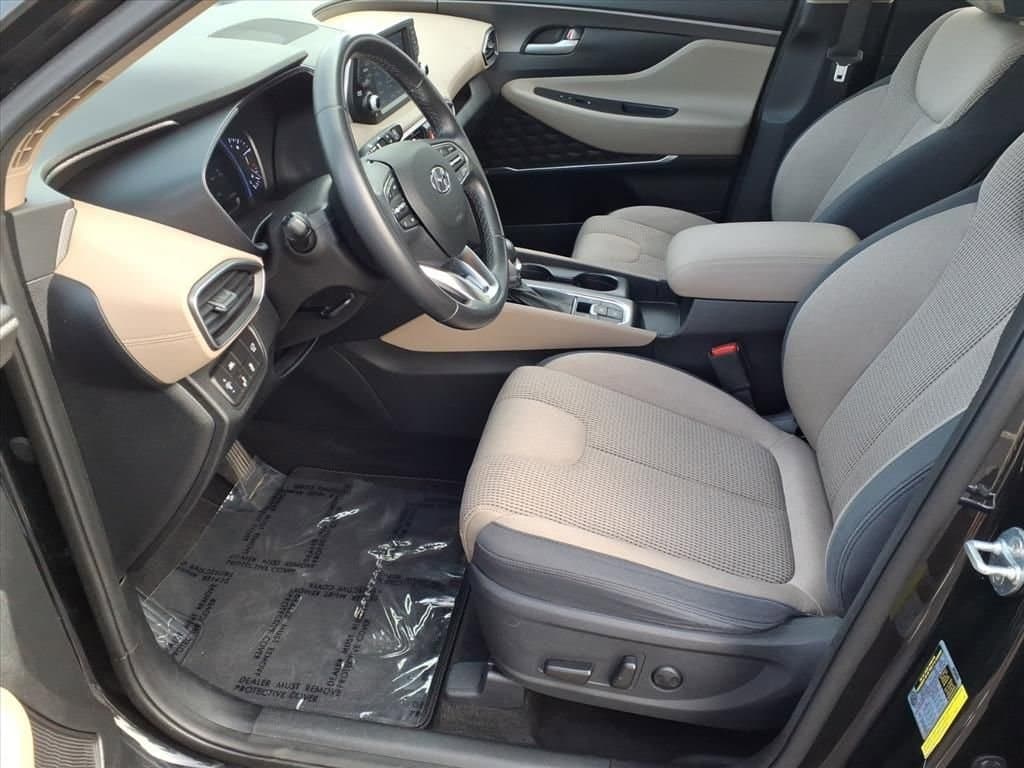 2019 Hyundai Santa Fe - Image 14