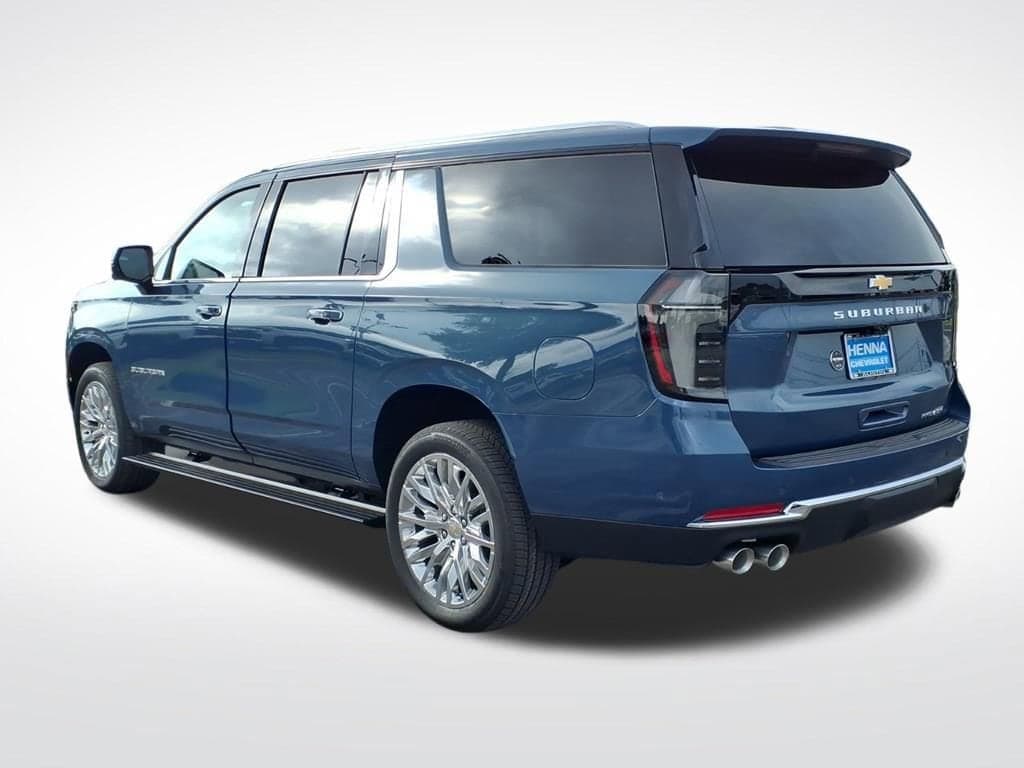 2026 Chevrolet Suburban - Image 5