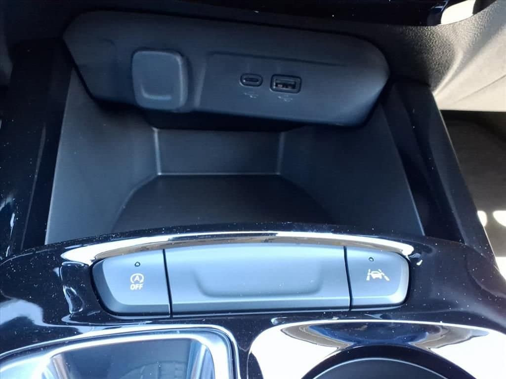 2026 Chevrolet Trax - Image 10