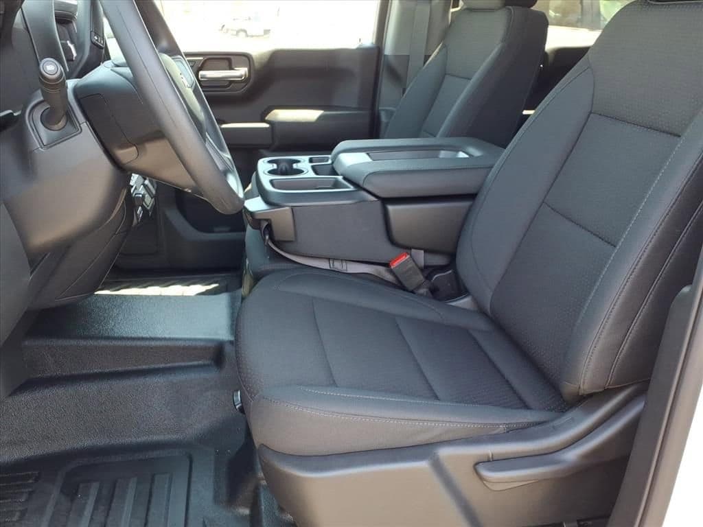 2026 Chevrolet Silverado 1500 - Image 10