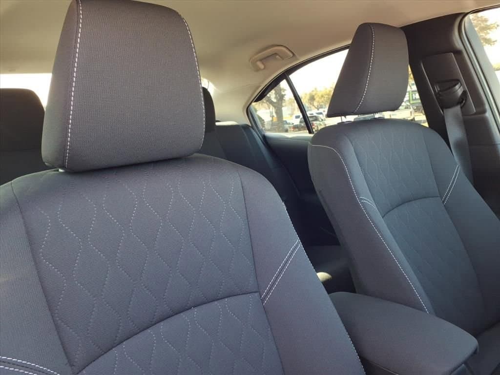 2025 Toyota Corolla - Image 19