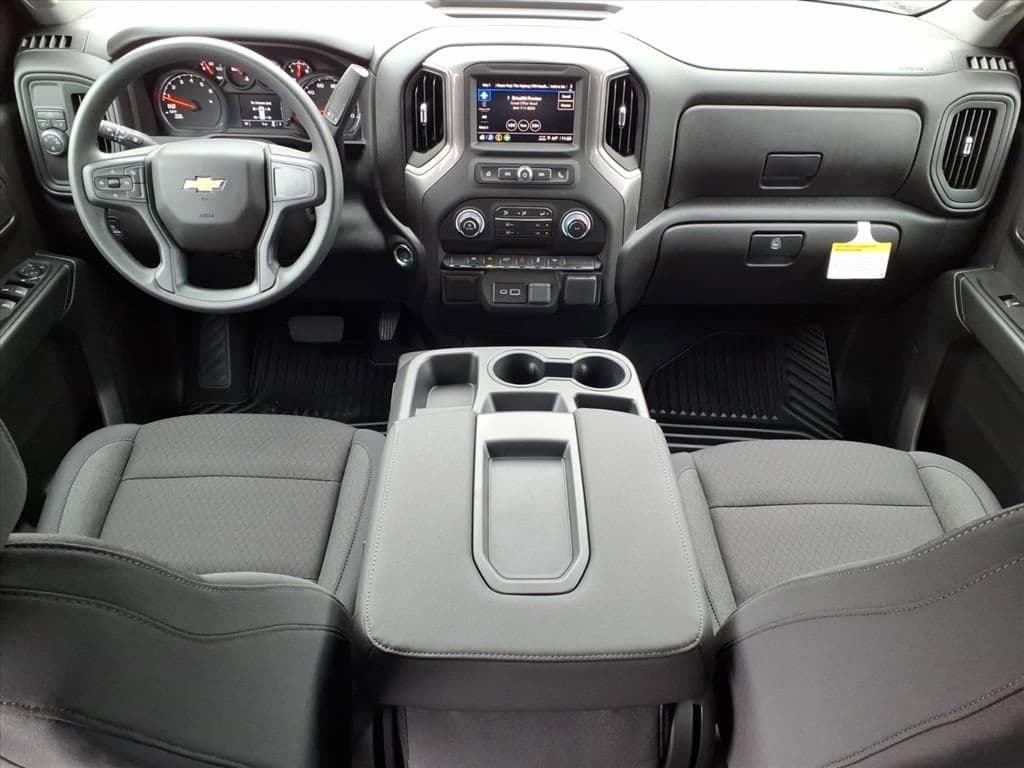 2026 Chevrolet Silverado 1500 - Image 13