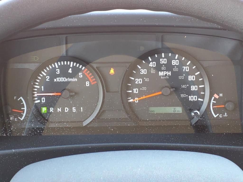 2025 Chevrolet Low Cab Forward 4500 HG - Image 17