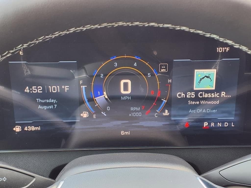 2026 Chevrolet Traverse - Image 20