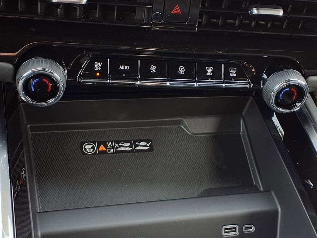 2026 Chevrolet Tahoe - Image 16