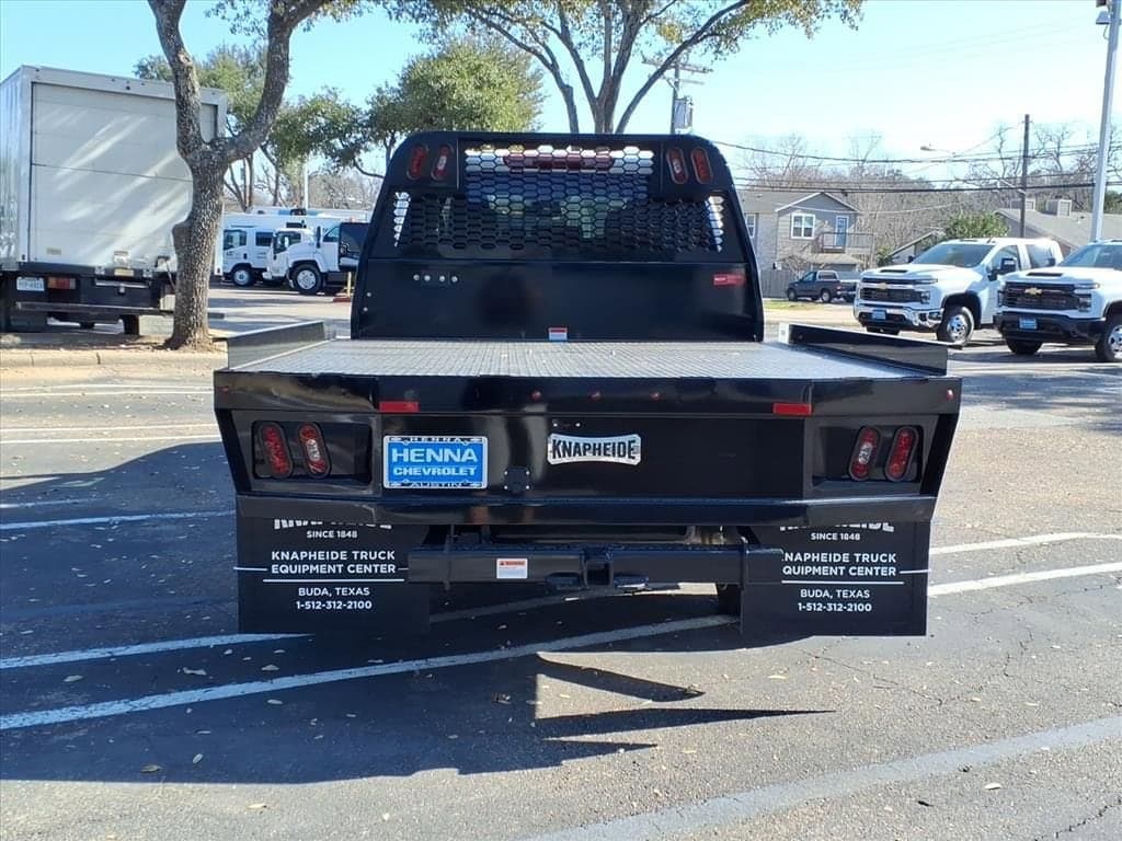 2026 Chevrolet Silverado 3500 HD Chassis Cab - Image 11