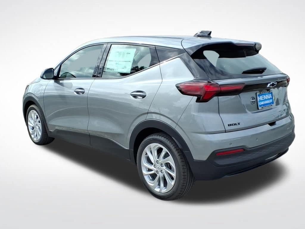 2027 Chevrolet Bolt - Image 5