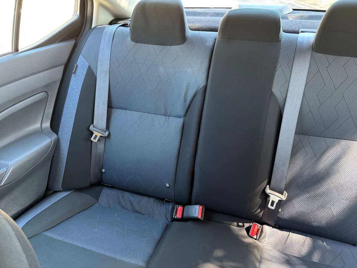 2025 Nissan Versa - Image 34