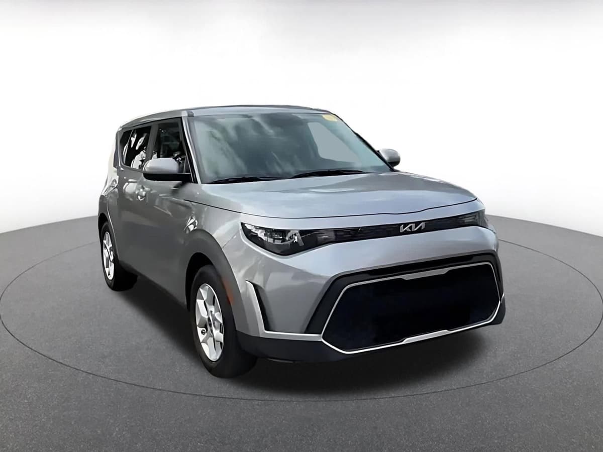 2025 Kia Soul - Image 3