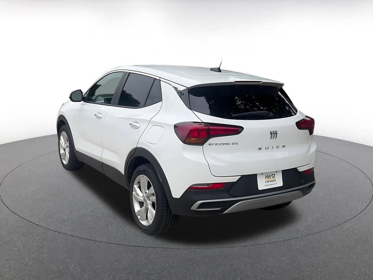 2025 Buick Encore GX - Image 11