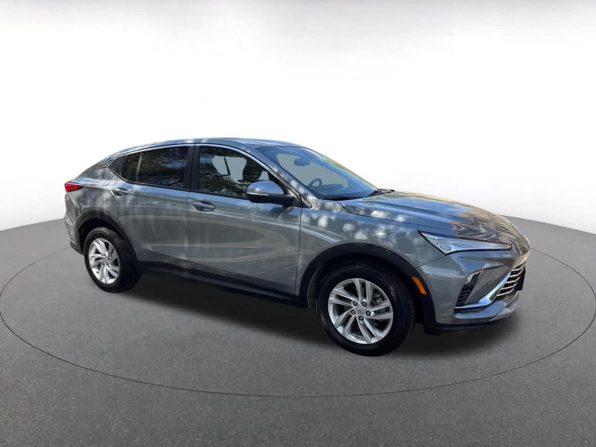 2025 Buick Envista - Image 1