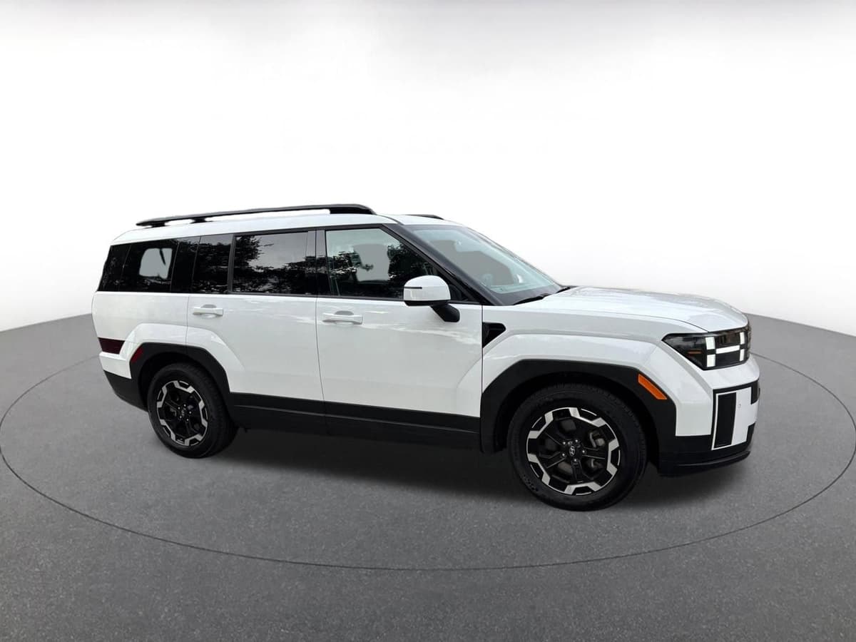 2025 Hyundai Santa Fe - Image 1