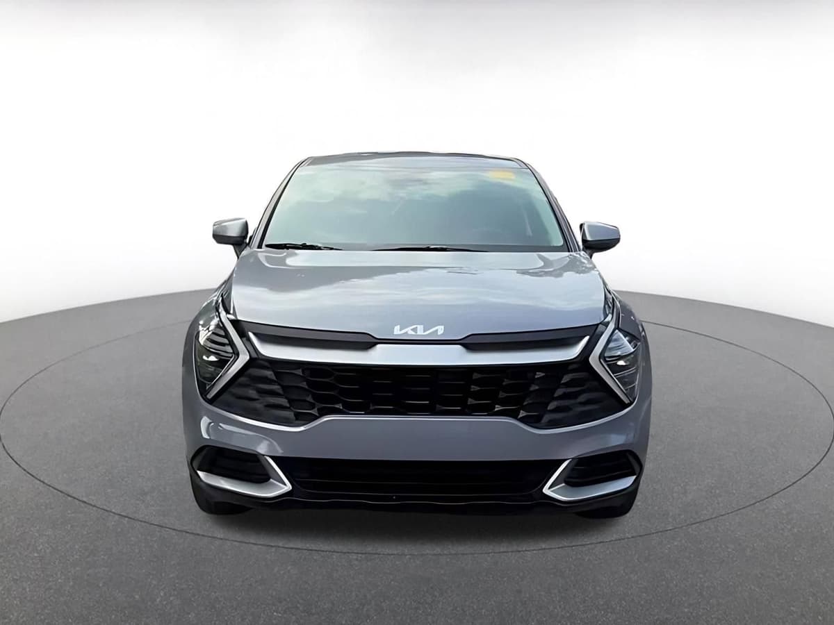 2025 Kia Sportage - Image 5