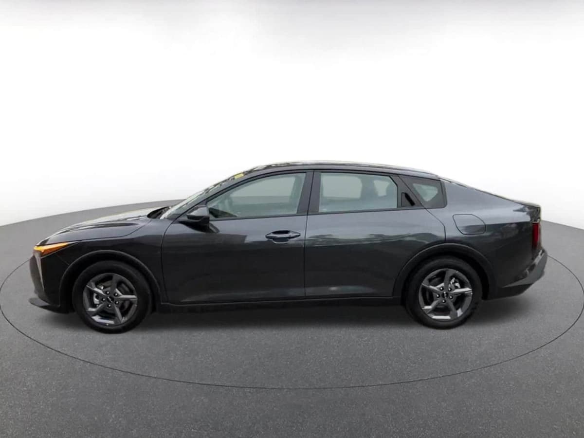 2025 Kia K4 - Image 7