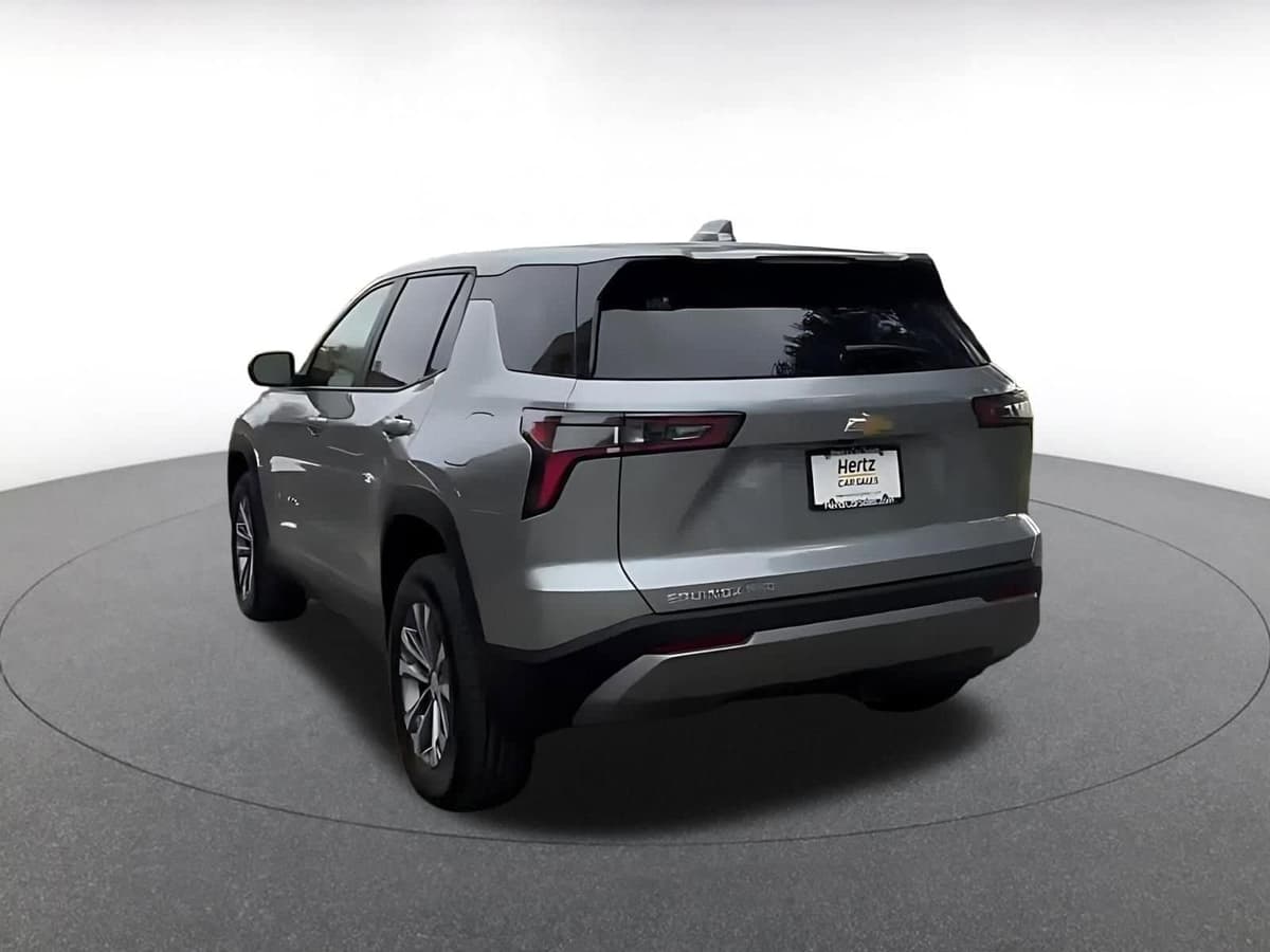 2025 Chevrolet Equinox - Image 11