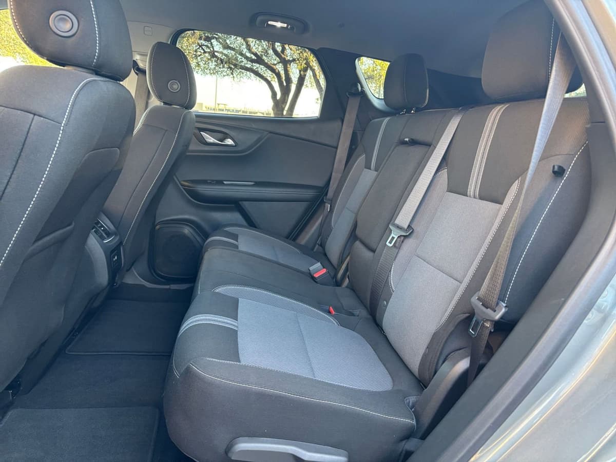 2025 Chevrolet Blazer - Image 21