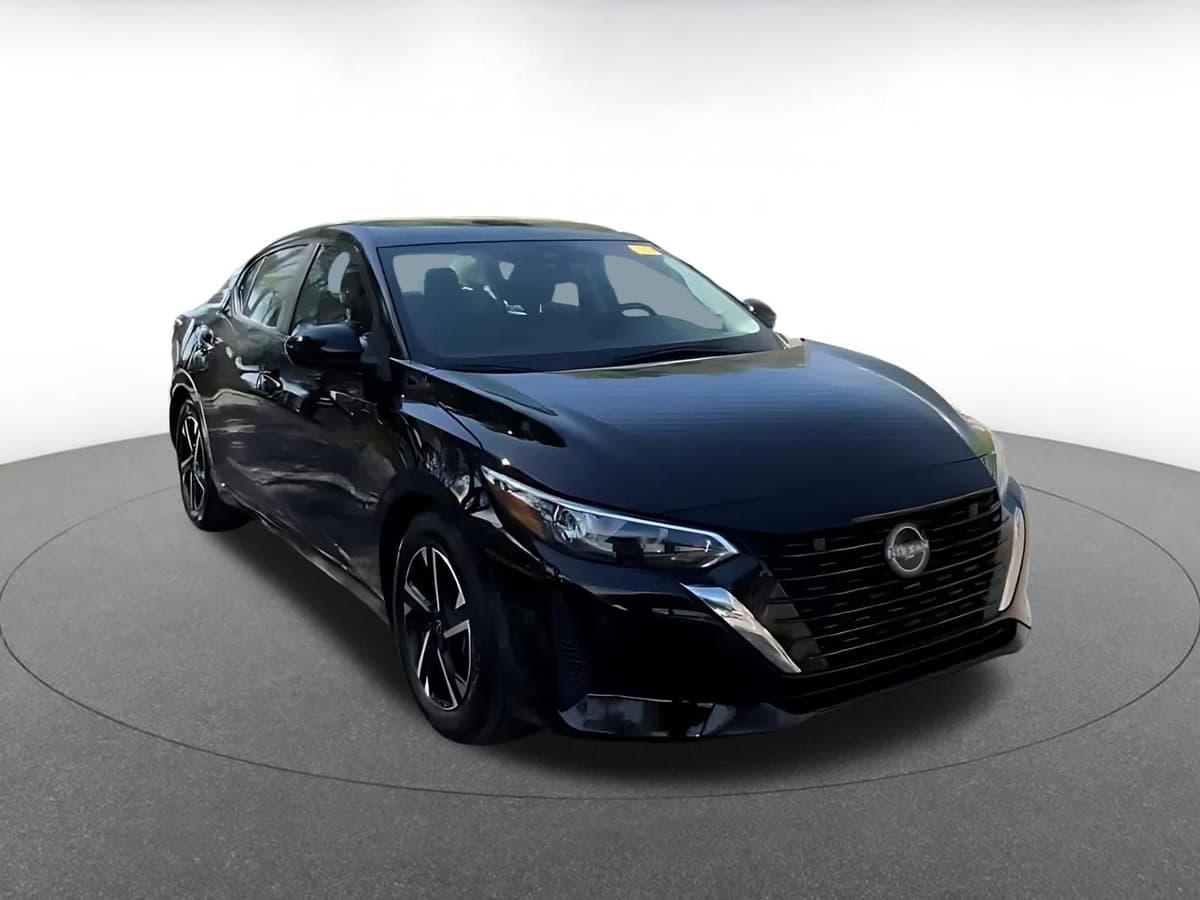 2025 Nissan Sentra - Image 2