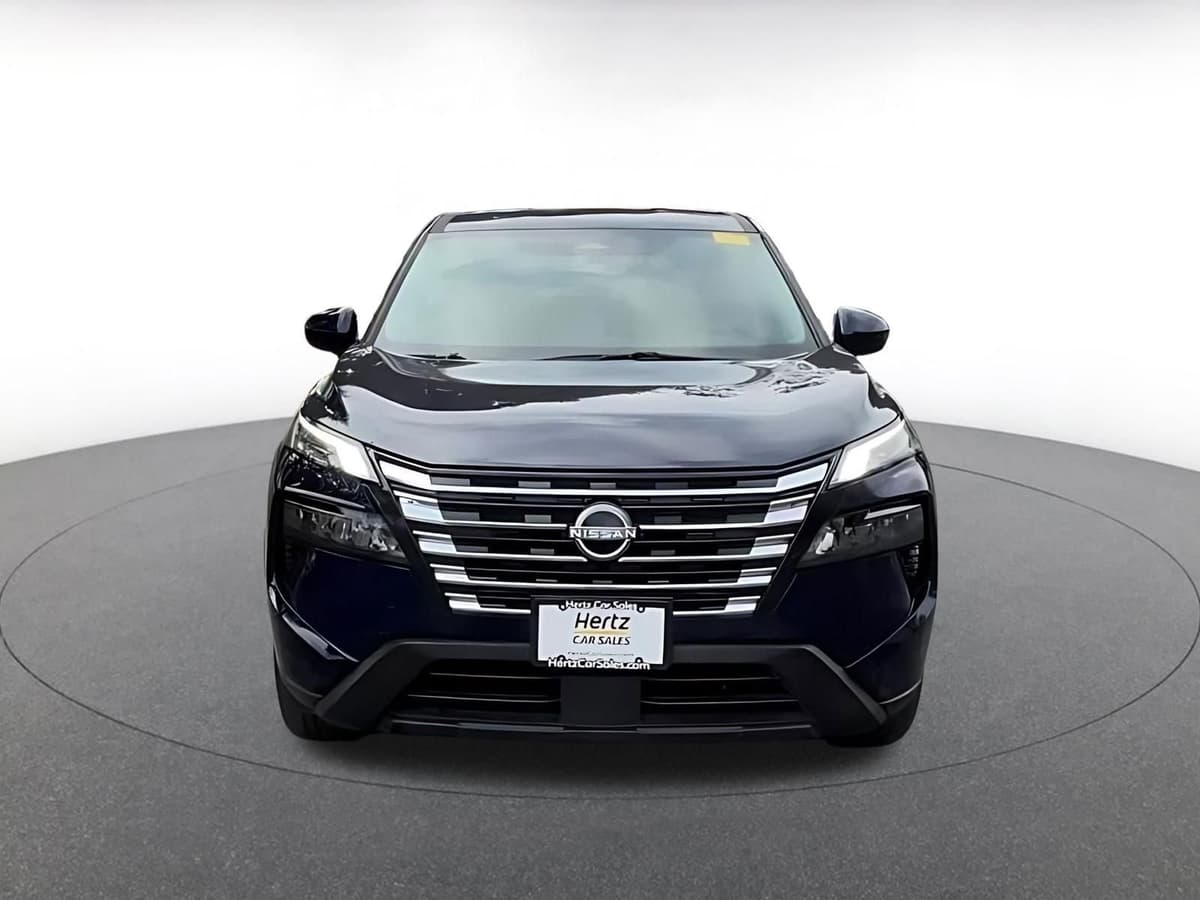 2025 Nissan Rogue - Image 5