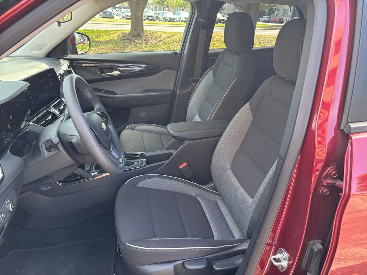 2025 Chevrolet Trailblazer - Image 31