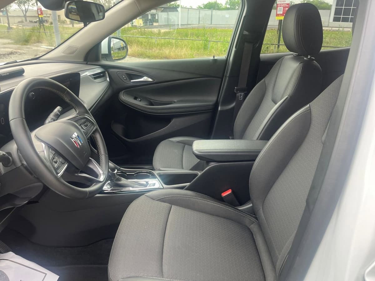 2025 Buick Encore GX - Image 25