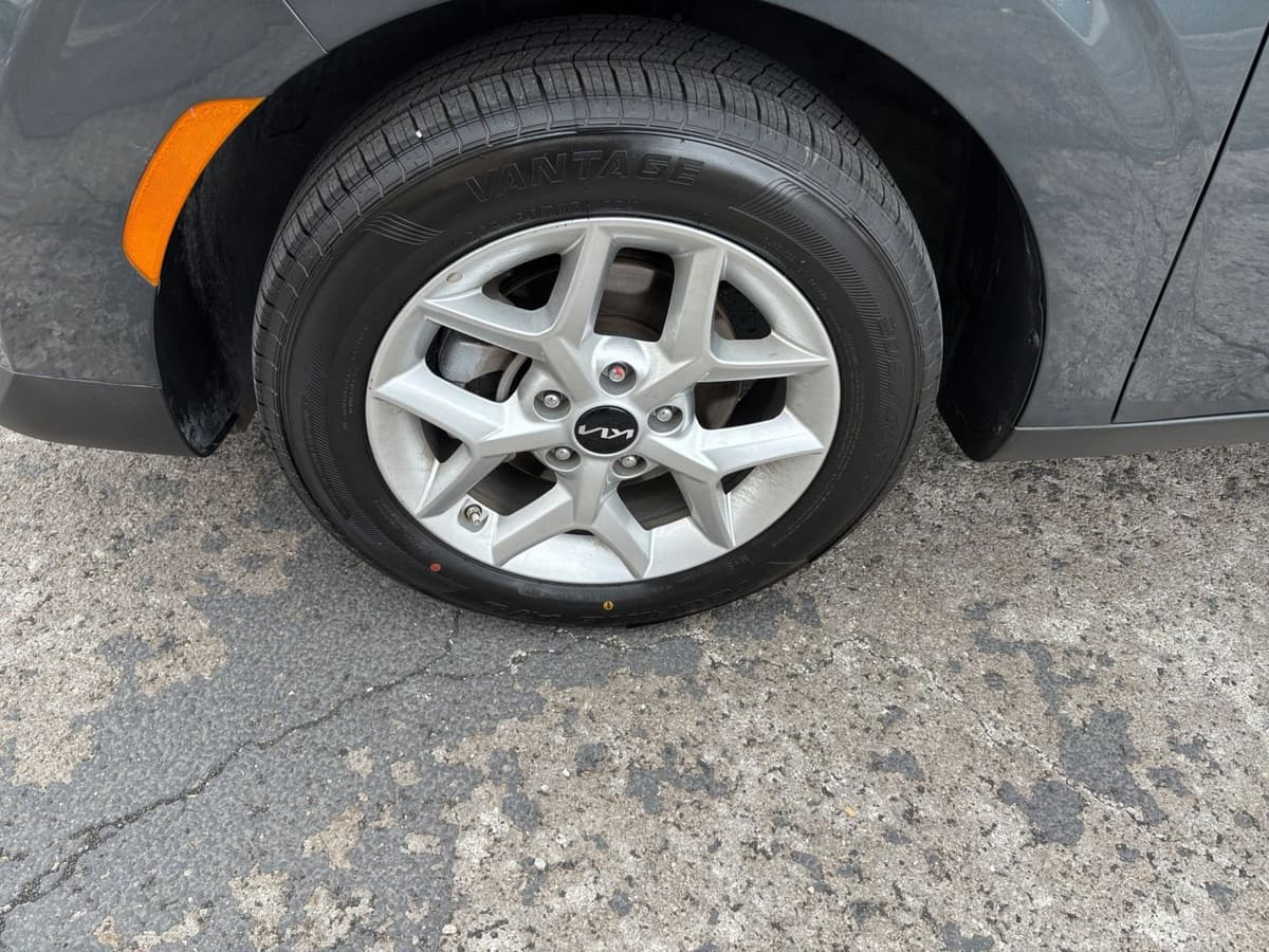 2025 Kia Soul - Image 26