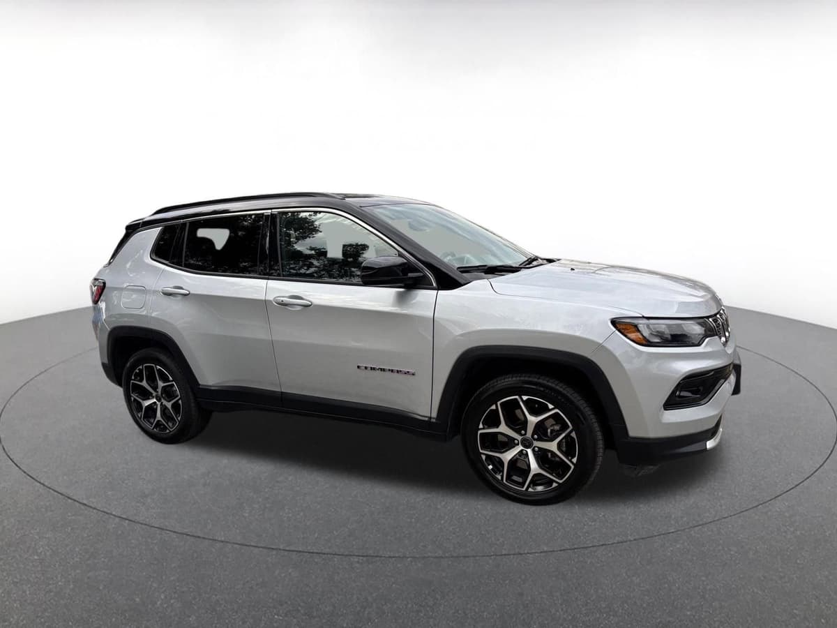 2025 Jeep Compass - Image 1