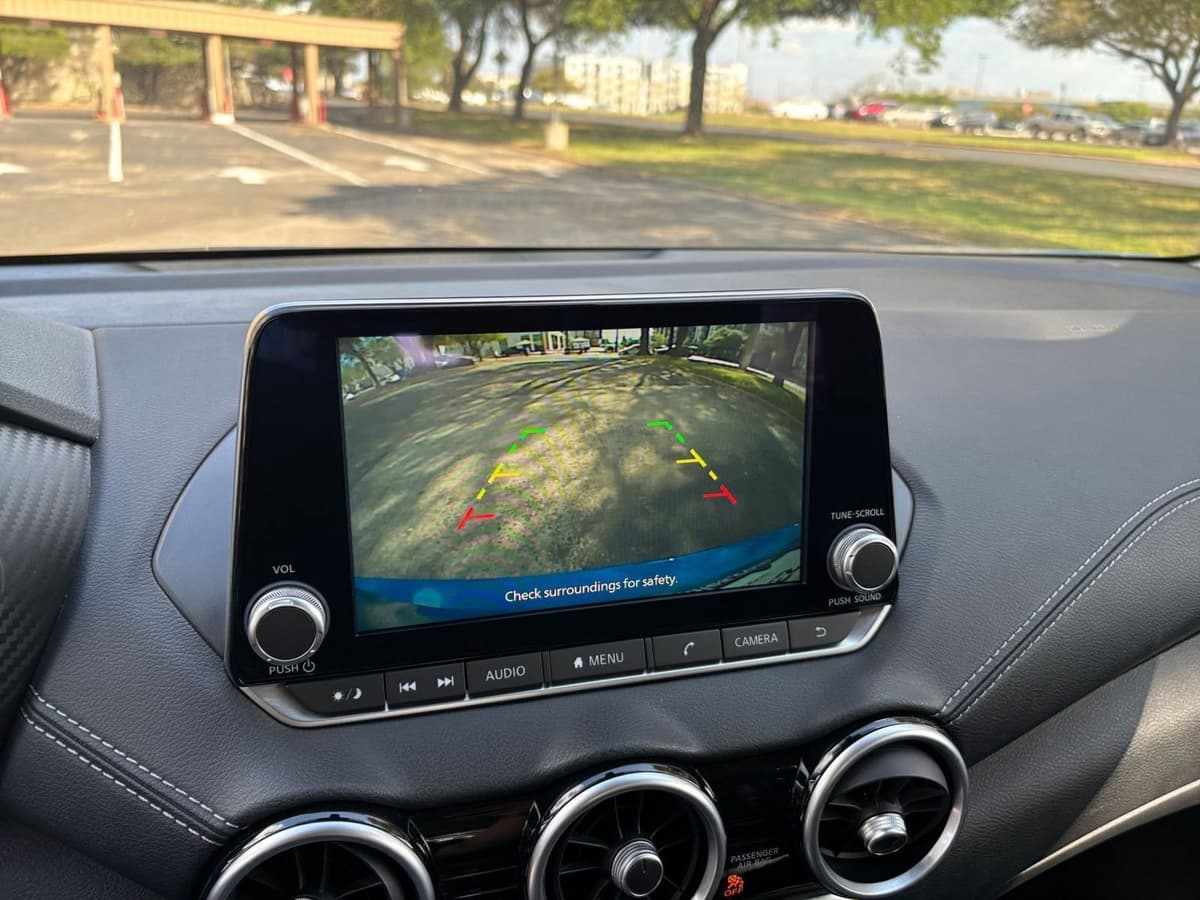 2025 Nissan Sentra - Image 20