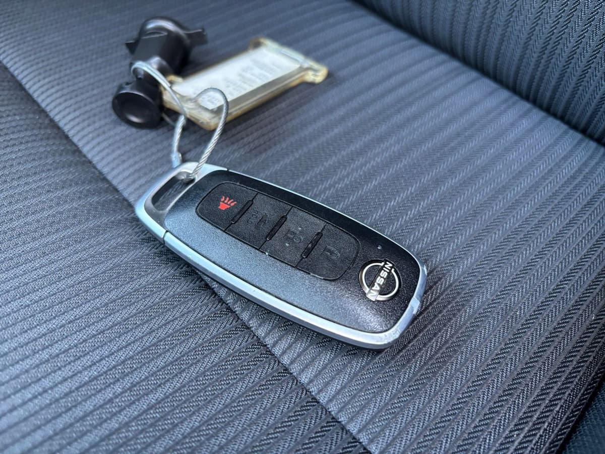 2025 Nissan Sentra - Image 18