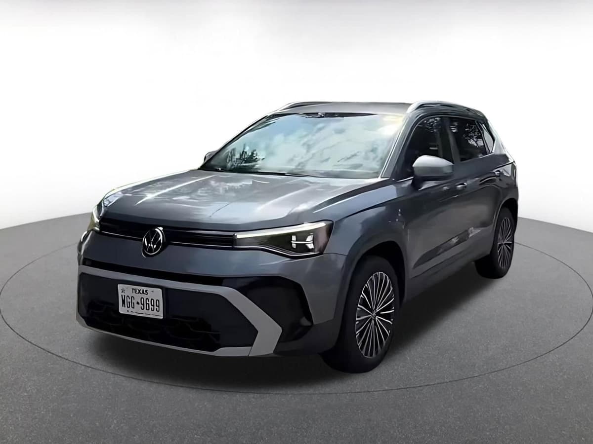 2025 Volkswagen Taos - Image 7