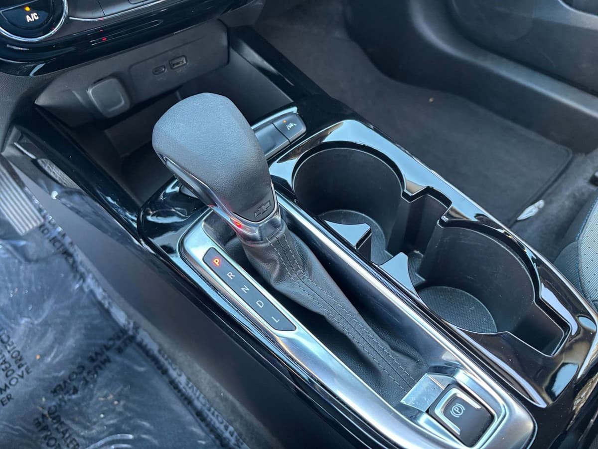 2025 Chevrolet Trax - Image 36