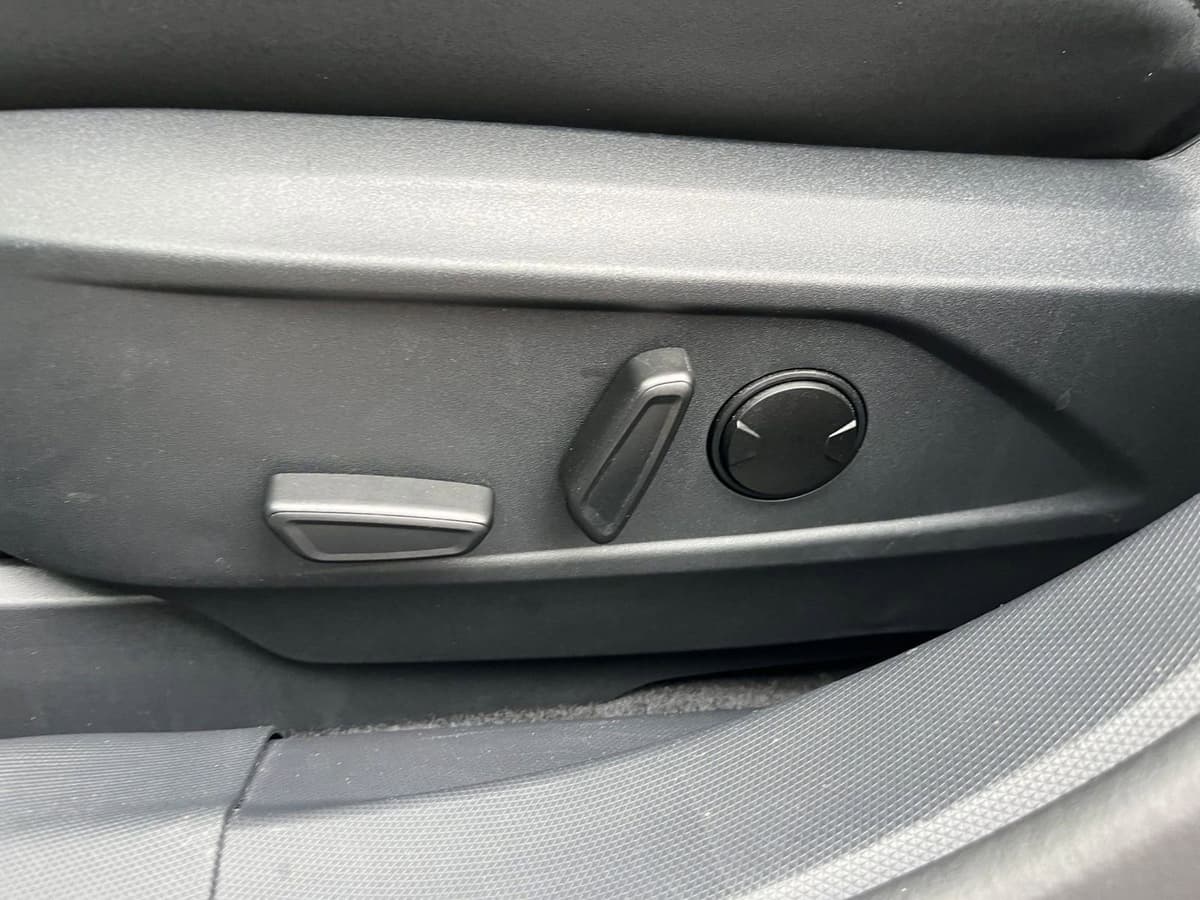 2023 Ford Mustang Mach-E - Image 27