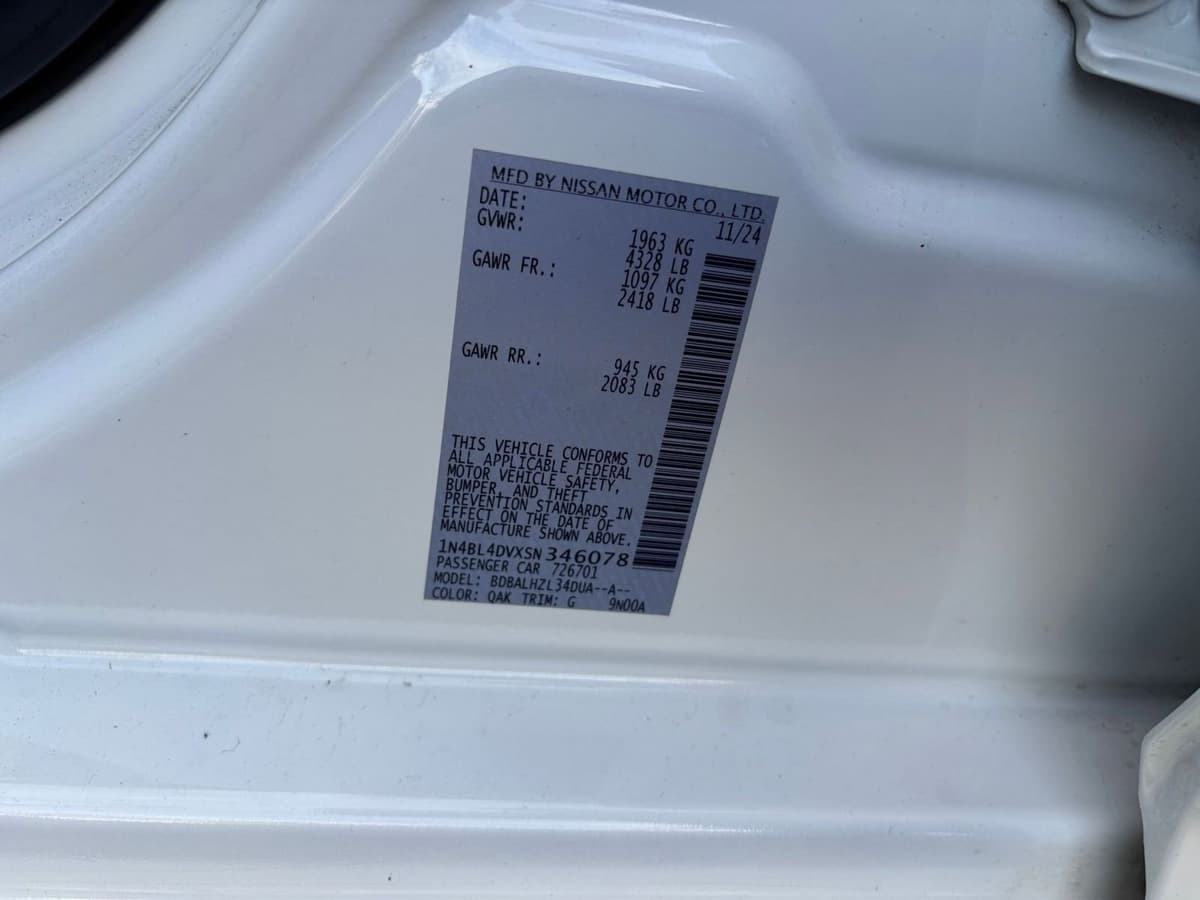 2025 Nissan Altima - Image 23