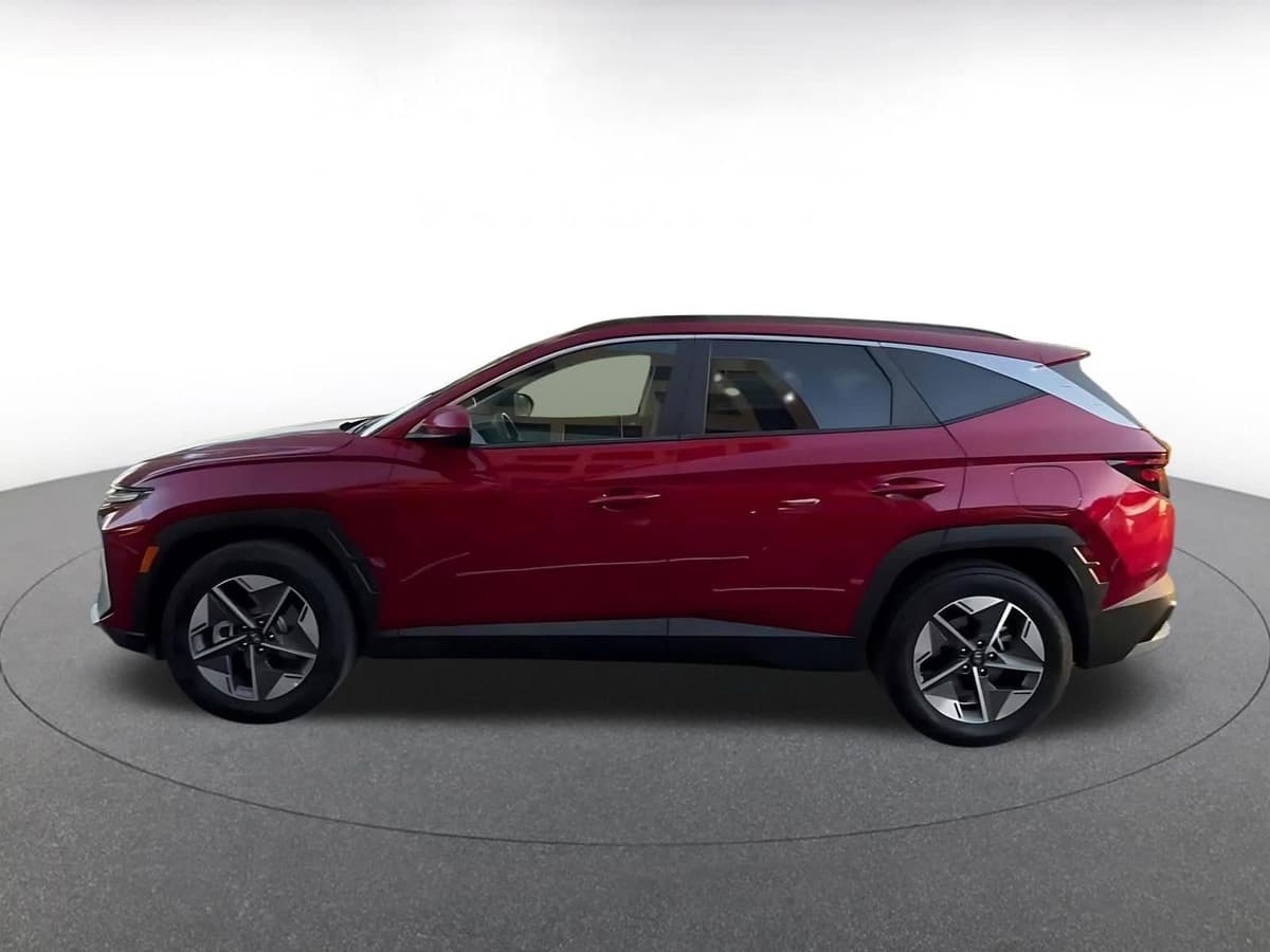 2025 Hyundai Tucson - Image 7