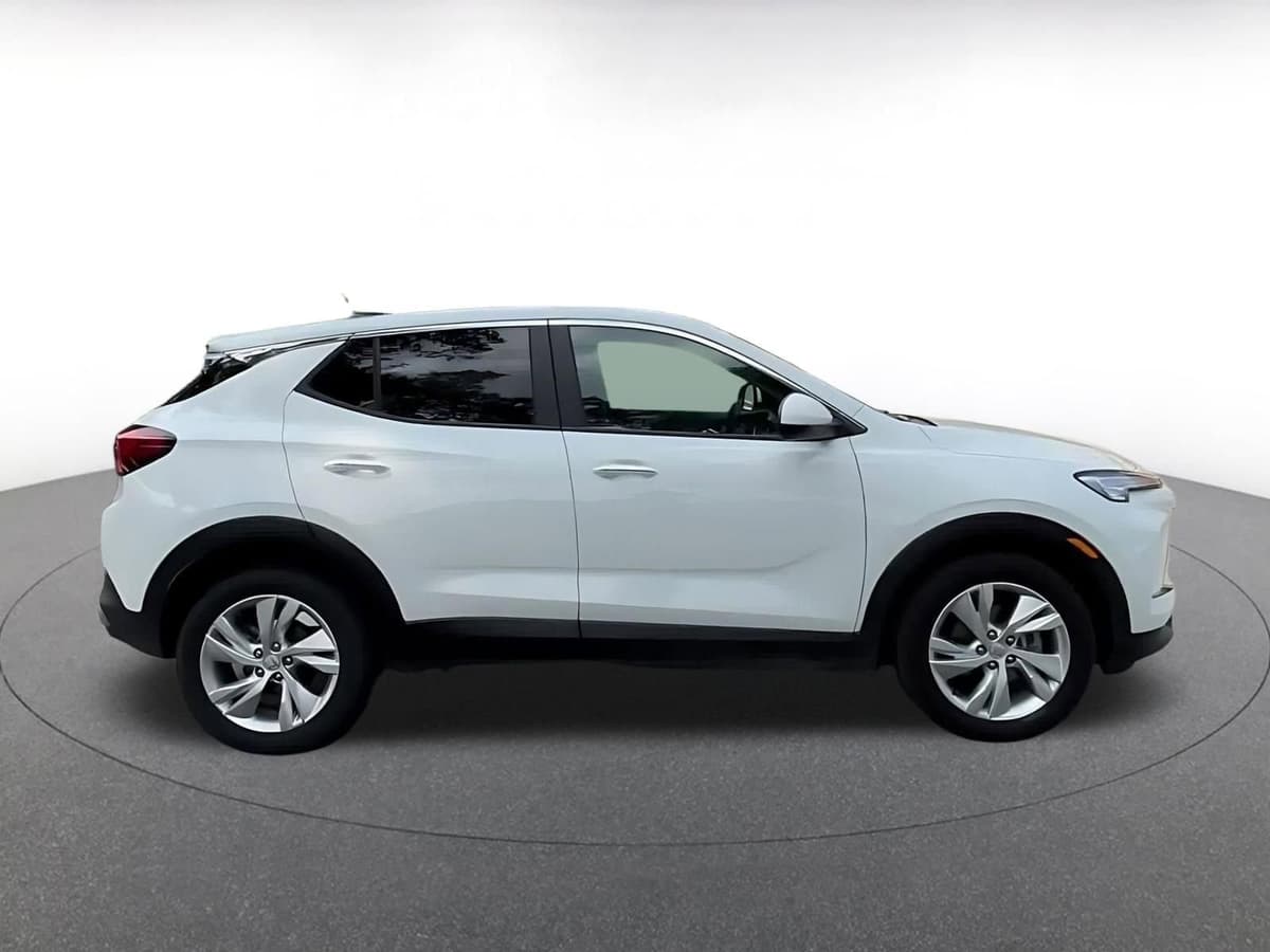 2025 Buick Encore GX - Image 16