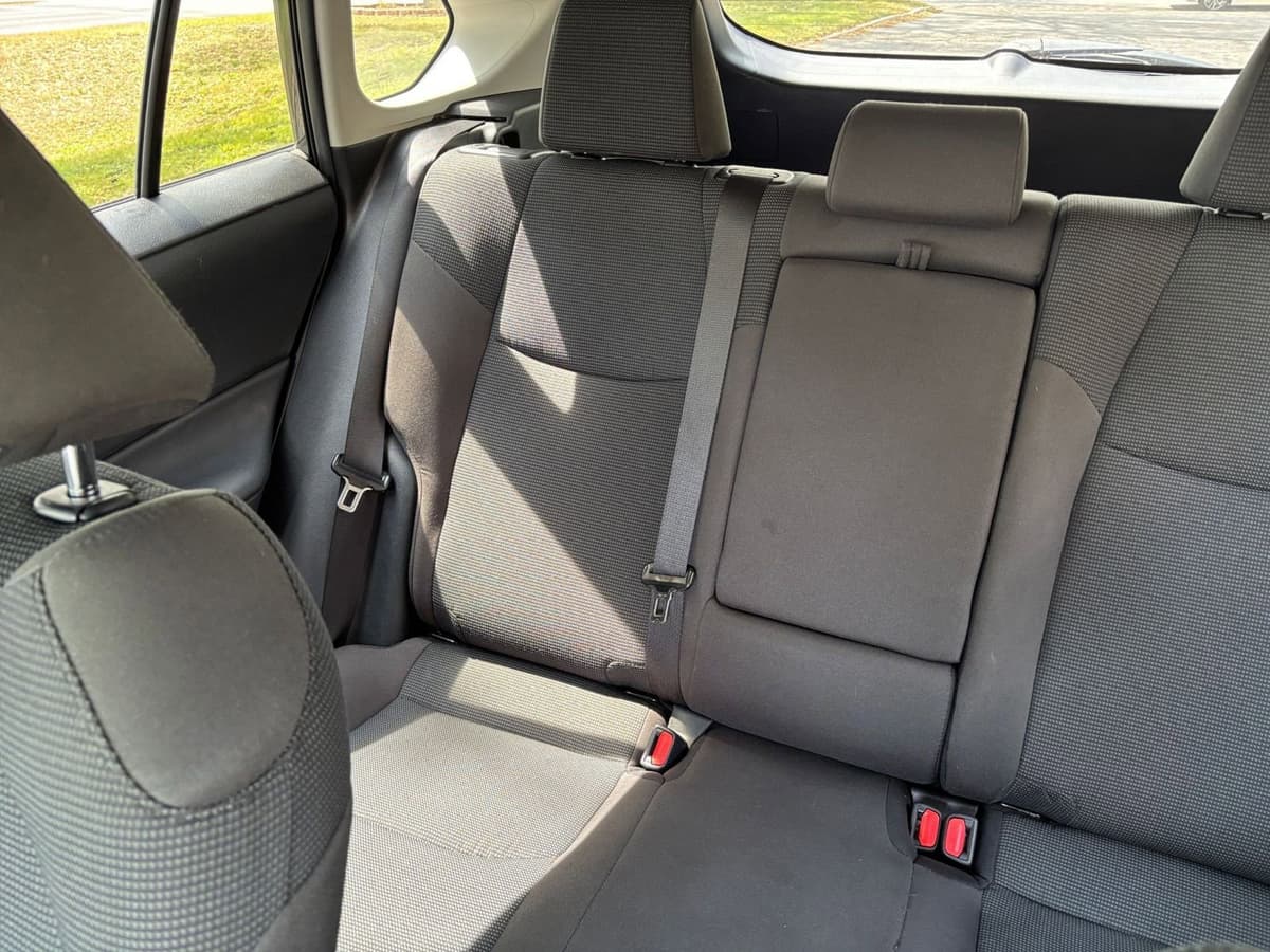 2025 Toyota RAV4 Hybrid - Image 34