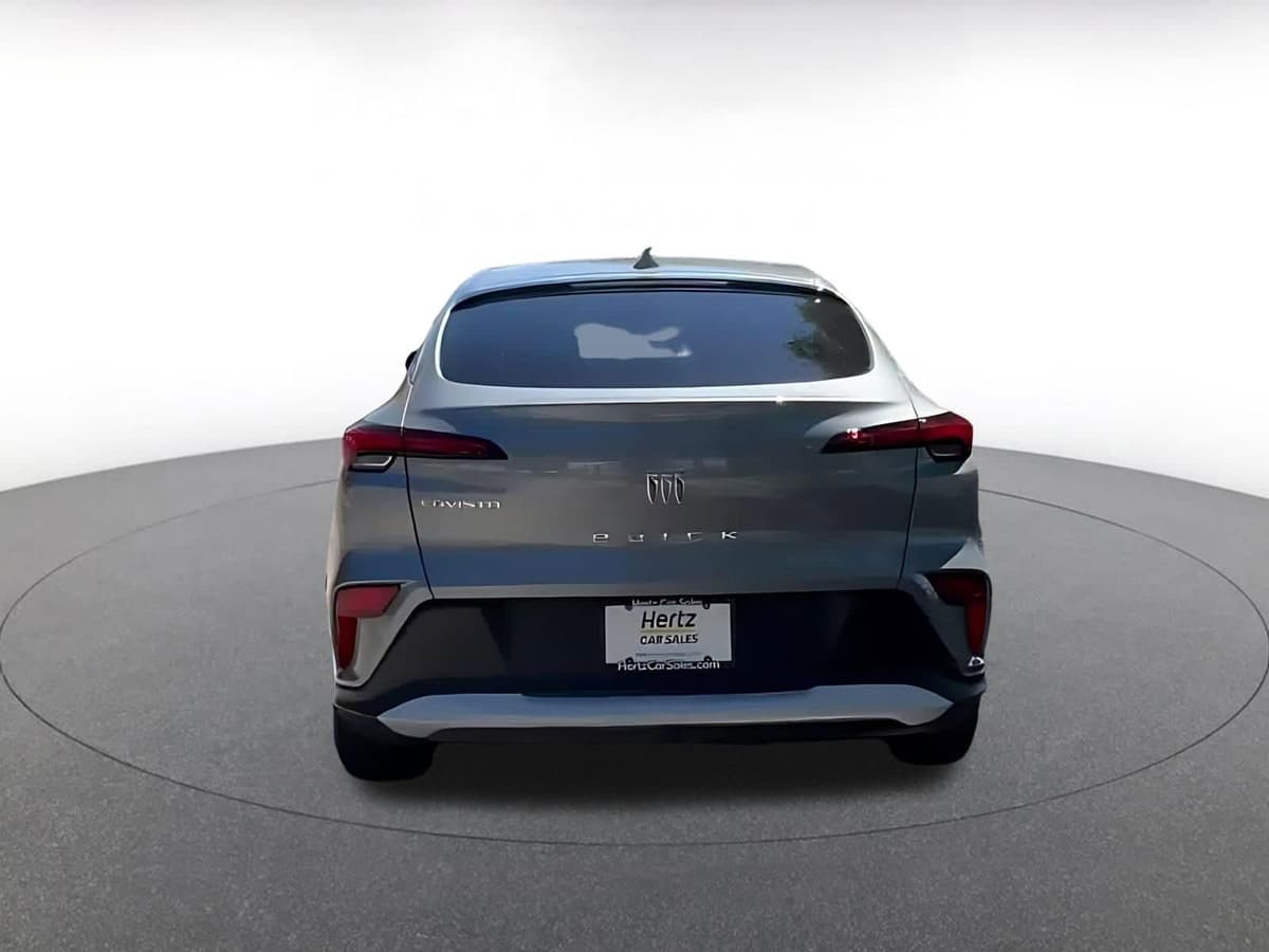 2025 Buick Envista - Image 12