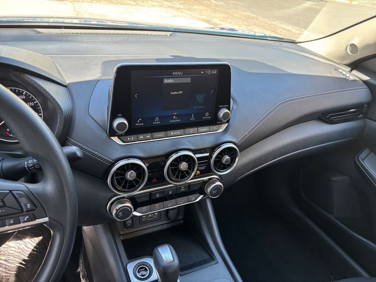 2025 Nissan Sentra - Image 17