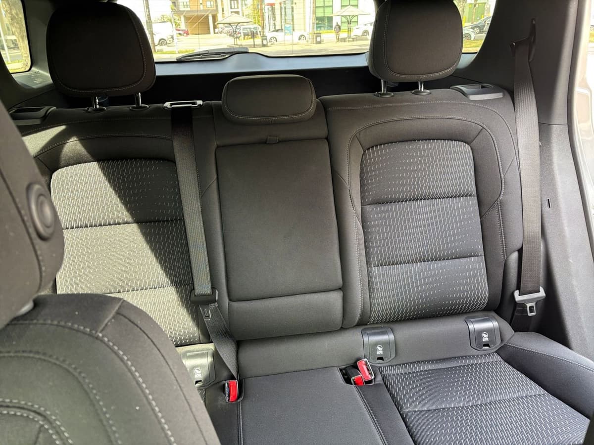 2025 Chevrolet Equinox - Image 32