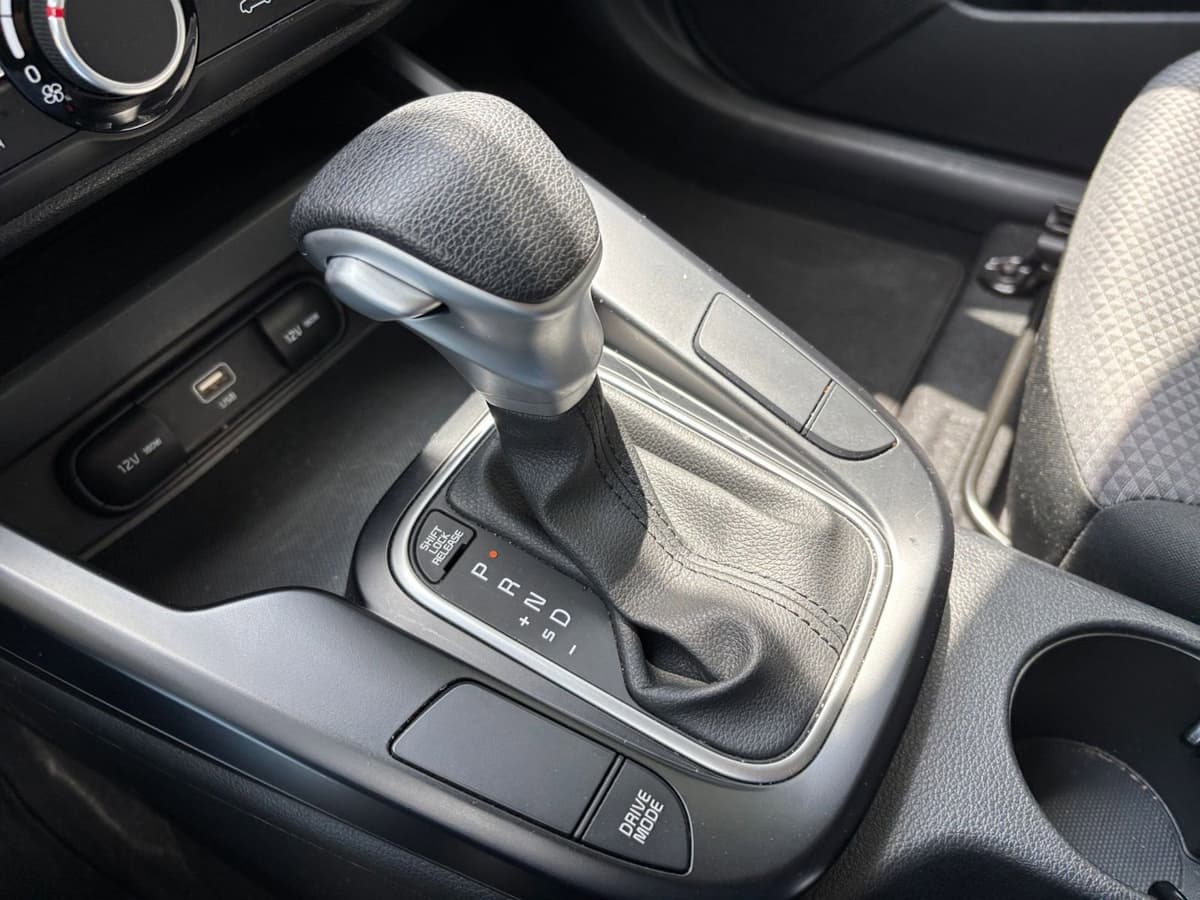 2025 Kia Soul - Image 36