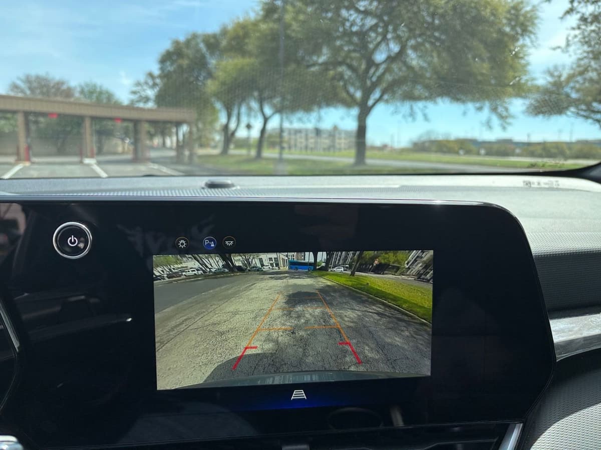 2025 Chevrolet Equinox - Image 20