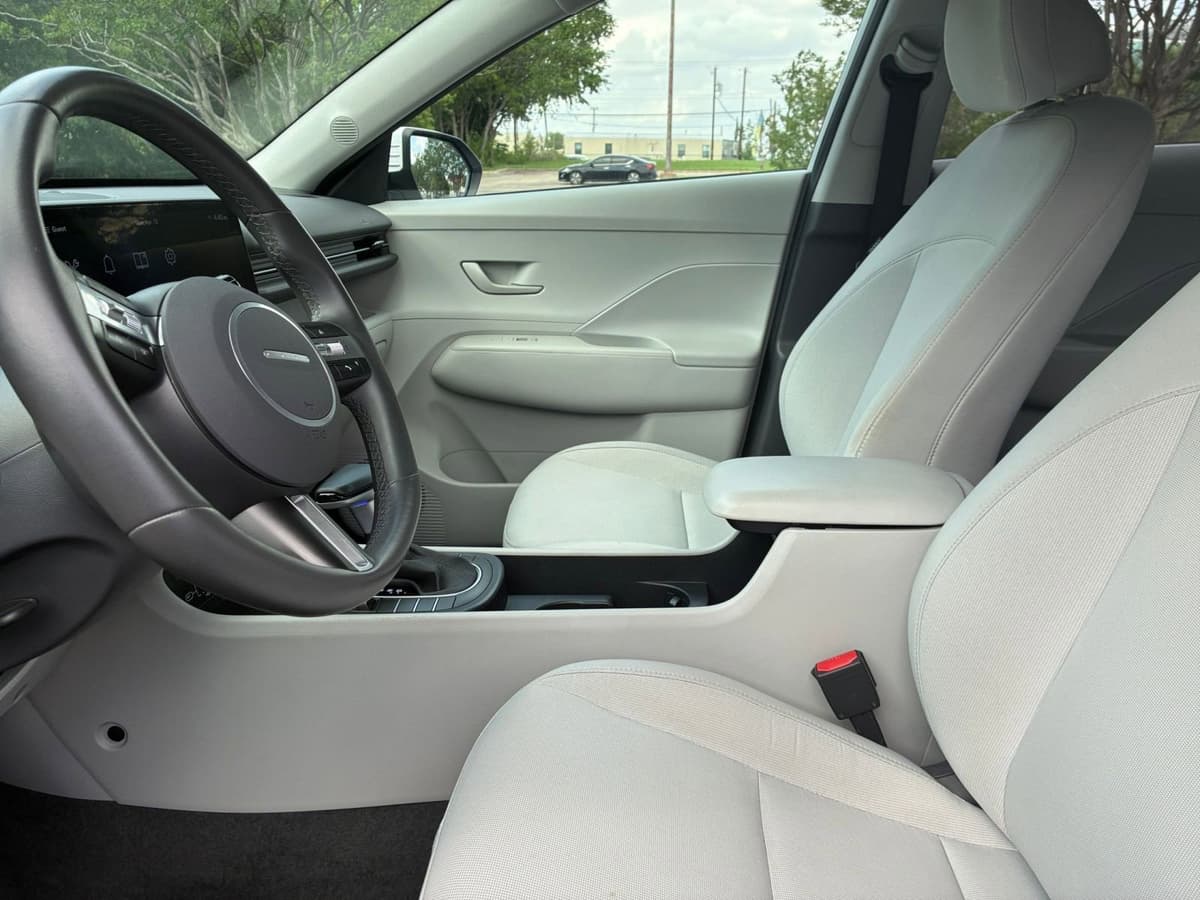 2025 Hyundai Kona - Image 36