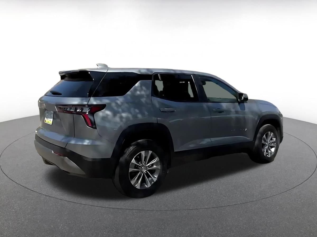 2025 Chevrolet Equinox - Image 15