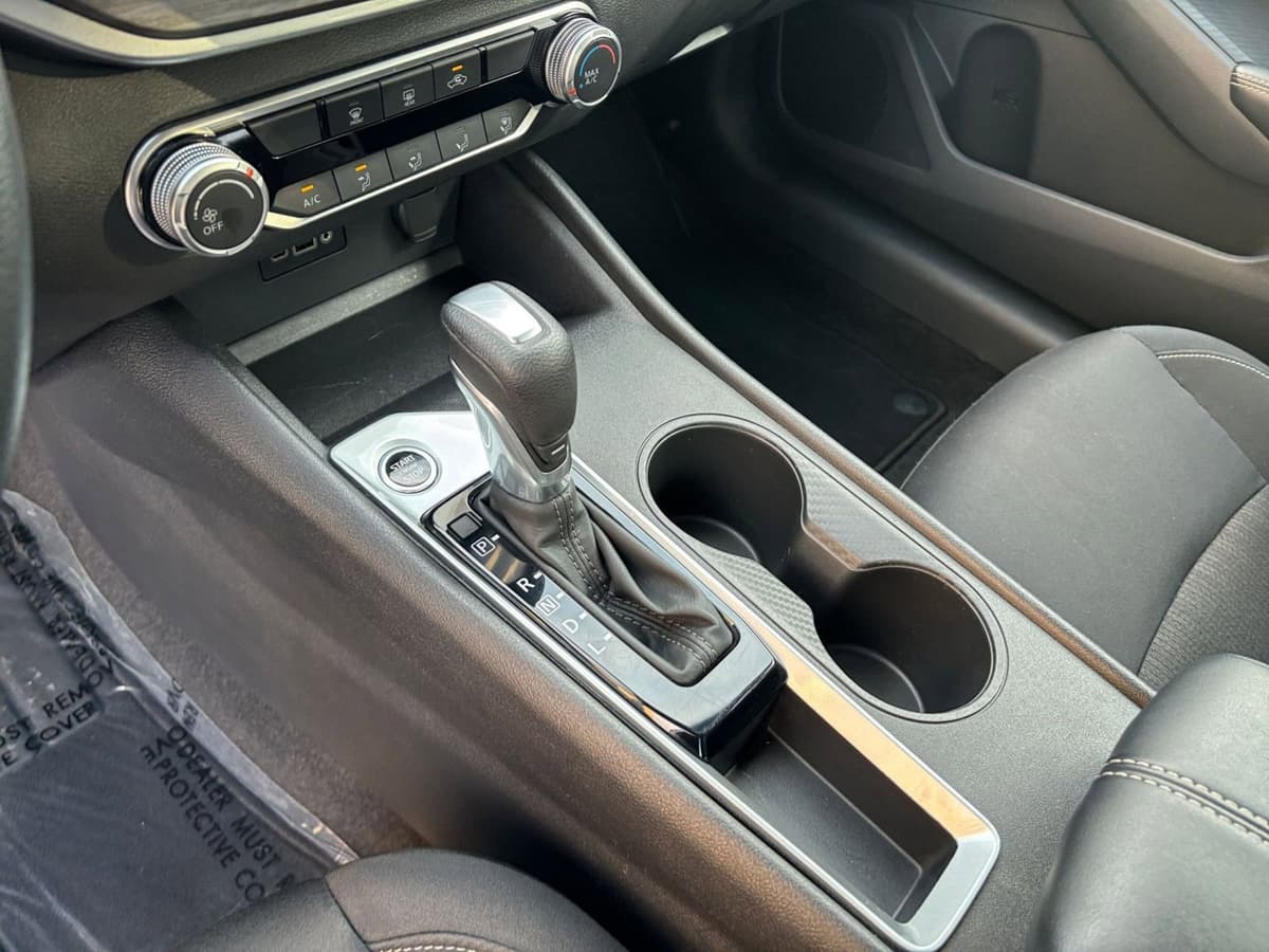 2025 Nissan Altima - Image 36