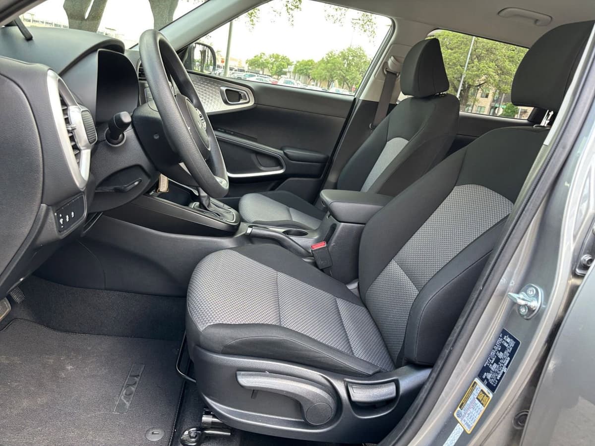 2025 Kia Soul - Image 22
