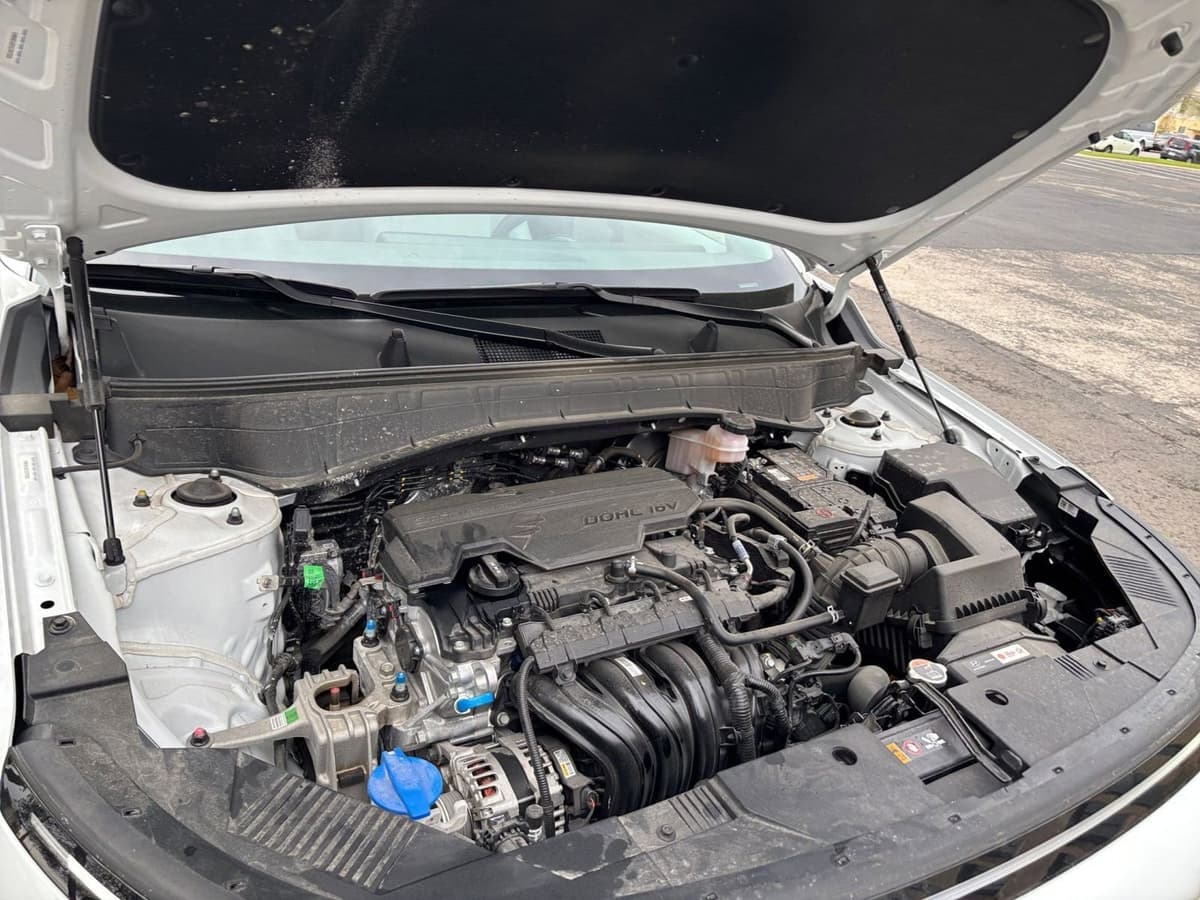 2025 Hyundai Kona - Image 30