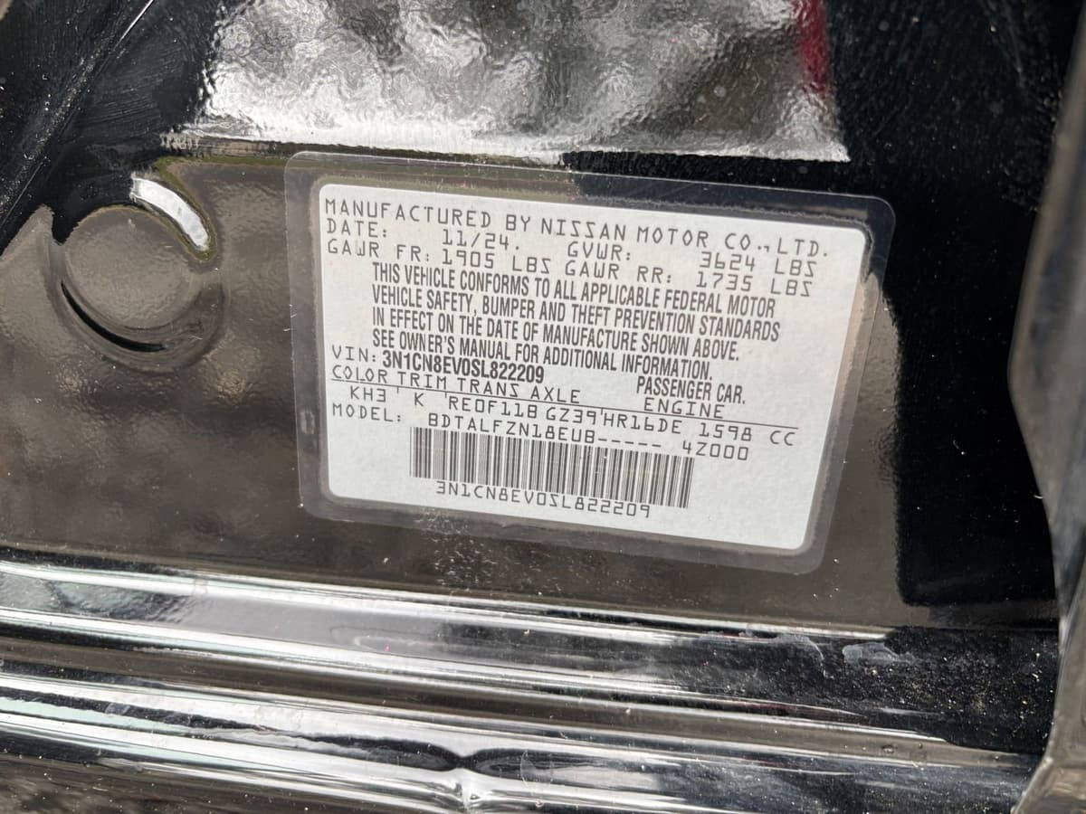 2025 Nissan Versa - Image 23