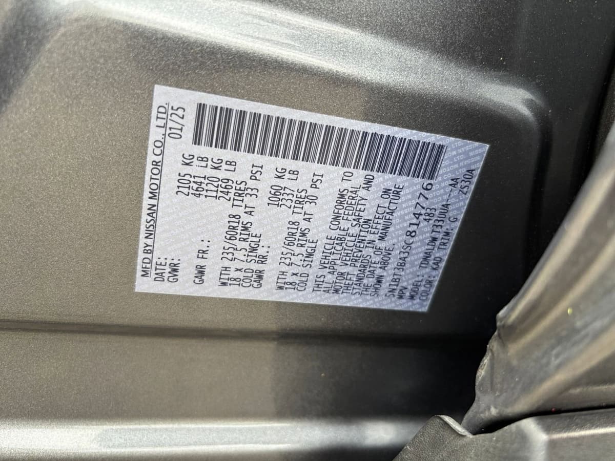 2025 Nissan Rogue - Image 25