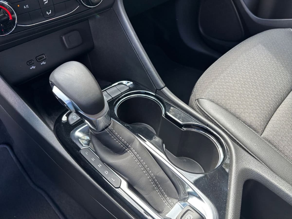 2025 Buick Encore GX - Image 38